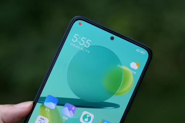 雙11千元機推薦：5款最值得選的手機，統統高配低價