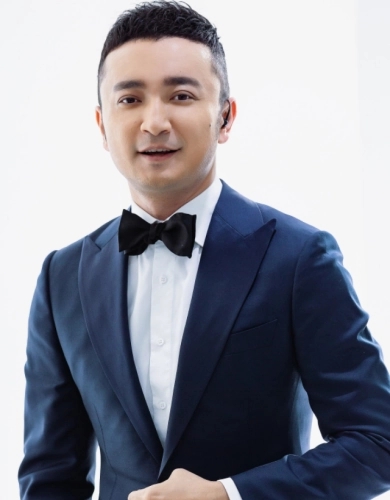 尼格買提：30歲娶帕夏古麗，結婚8年沒有孩子，風光背後有眼淚