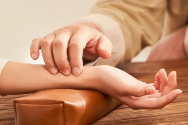 血虛、血瘀有啥症狀,怎麼判斷?(附帶中醫調理建議!) 血虛、血瘀有啥症狀,怎麼判斷?(附帶中醫調理建議!)