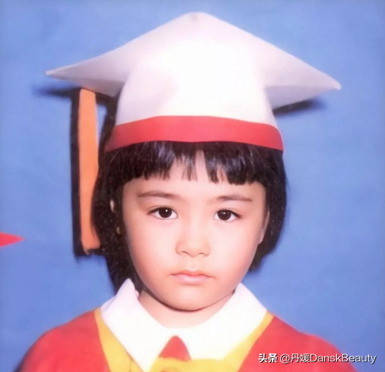 明星小時候舊照曝光！無PS，無濾鏡，我看到了真實的臉……