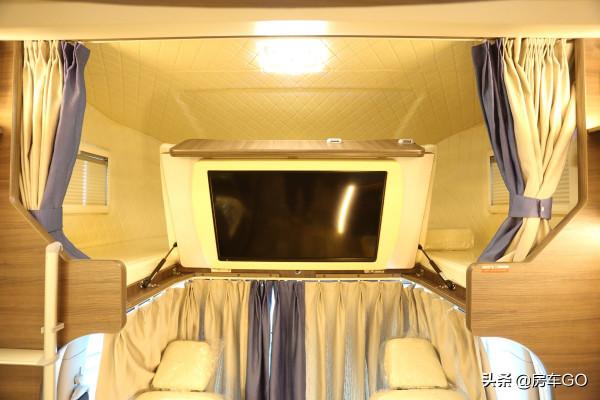 國六3.0T+8AT！C本可開超大空間房車，實拍亞特尊領ST