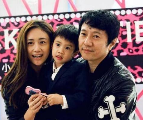 &OpenCurlyDoubleQuote;灰姑娘&rdquo;孫鋒：與鄭鈞奉子成婚，陪伴他成長，教會他愛情