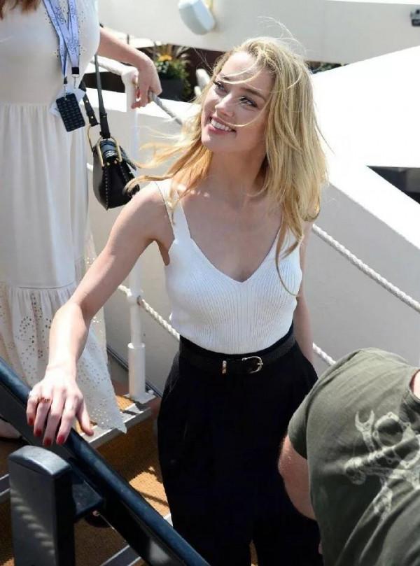 海王女主瘋狂發福胖成大媽，我的海後怎麼變成這樣了？