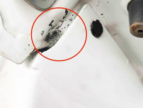 車齡16年的普拉多僅有噴漆，車還賣15萬，這保值率絕了