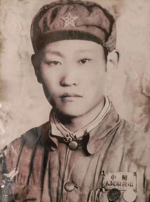 致敬抗美援朝戰爭中可愛的通訊戰士 致敬抗美援朝戰爭中可愛的通訊戰士