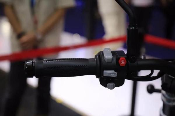 高金 GK1200 三月釋出，最便宜的國產公升級英倫復古來了