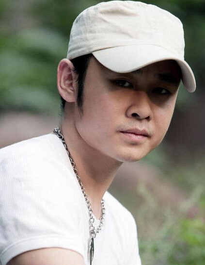 被眾星群起攻之,被山寨拖累名聲,究竟是誰導致了刀郎的“消失” 被眾星群起攻之,被山寨拖累名聲,究竟是誰導致了刀郎的“消失”