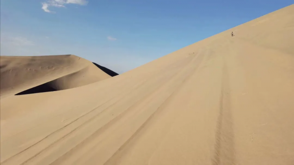 敦煌之行:我將心中部分潮溼陰冷換成了大漠黃沙 敦煌之行:我將心中部分潮溼陰冷換成了大漠黃沙