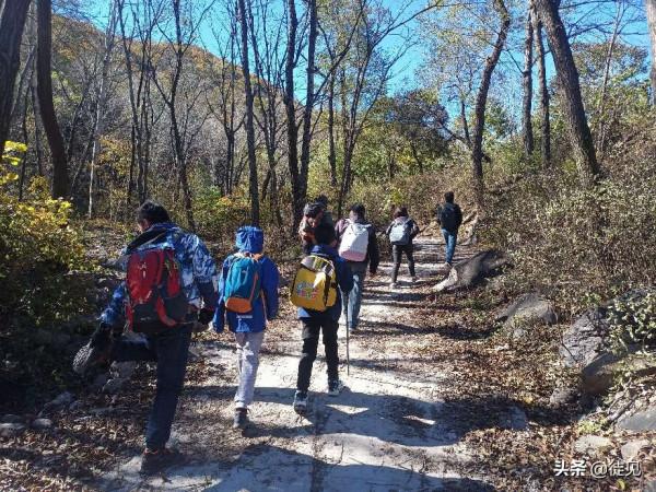 徒步延慶鳳凰坨,登高賞秋色 徒步延慶鳳凰坨,登高賞秋色