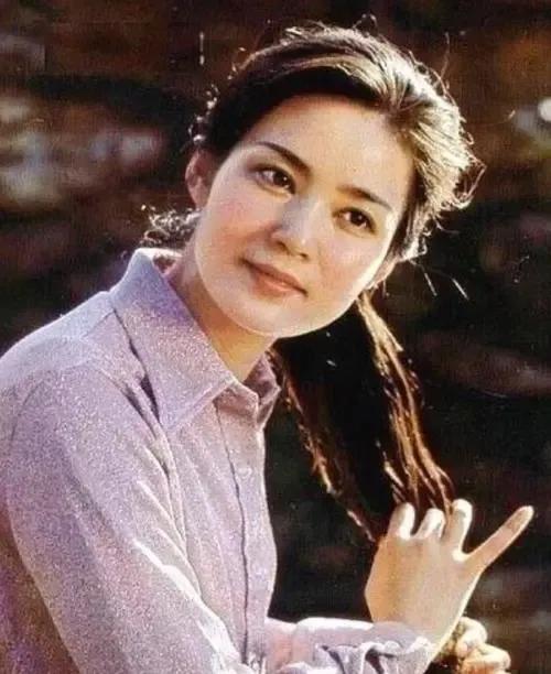 娛樂晚間—劉德華、江疏影、彭昱暢、辛巴、林允、賭王、潘虹