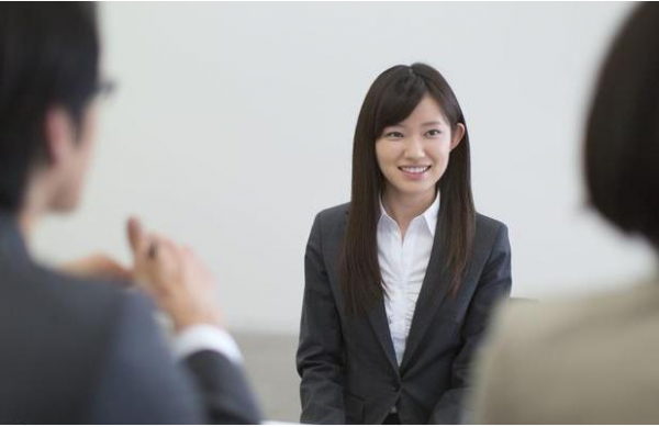 “國企面試”問題：你有6杯水，卻來了7個人，你該怎麼辦？