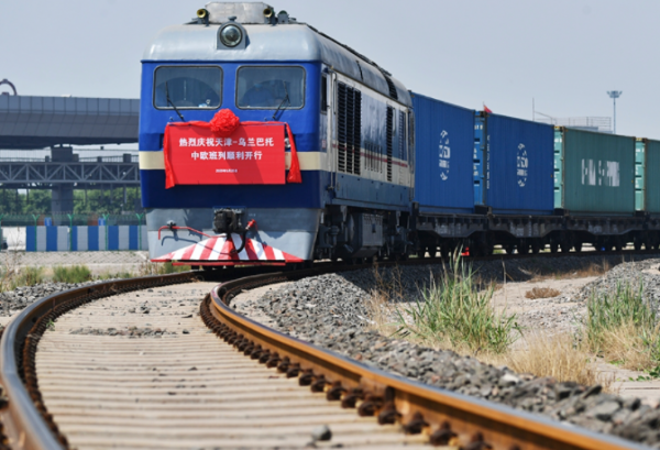 中國橫跨歐亞的世紀專案,一萬公里高速直通歐洲,俄羅斯積極響應 中國橫跨歐亞的世紀專案,一萬公里高速直通歐洲,俄羅斯積極響應