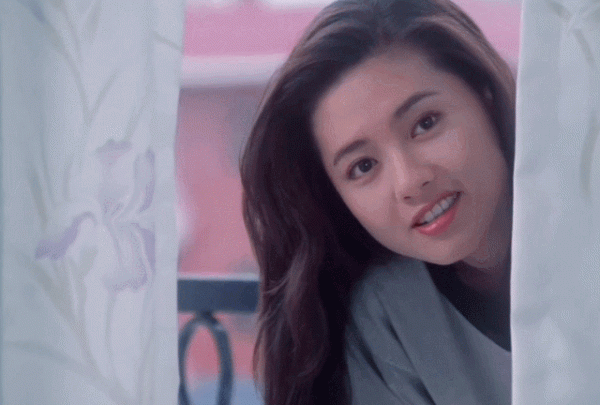 這7位老牌女港星，年輕時風華絕代，50歲後卻“面目全非”