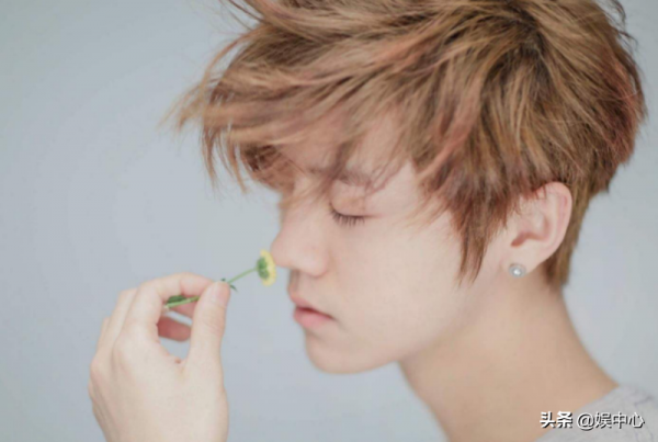 鹿晗是不是快過氣了？除了幾檔綜藝節目之外，也沒有其它作品了