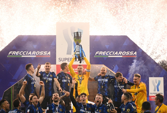 國米180萬歐入賬，馬總想報價迪巴拉？或用小伊卡爾迪&plus;錢換小伊布