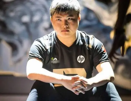 LPL轉會總結:沒有太多意外,knight續約tes,blg花錢重組 LPL轉會總結:沒有太多意外,knight續約tes,blg花錢重組