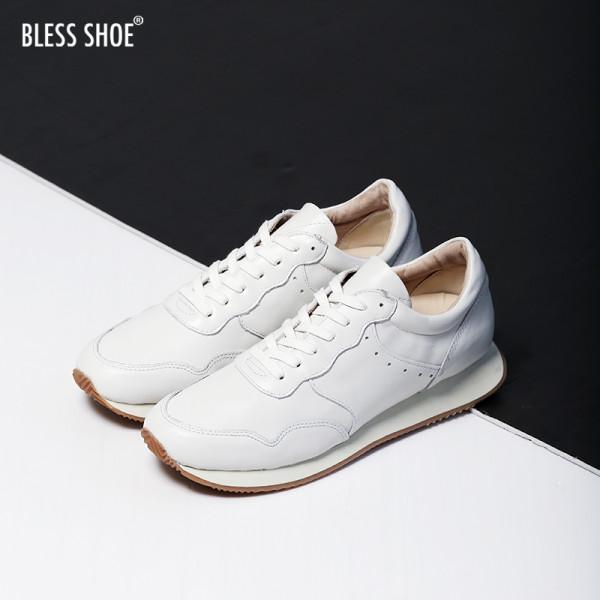 好穿又不爛大街的小白鞋品牌，就選這7個