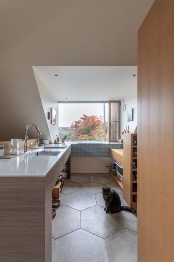 一位57歲的阿姨曬出獨居生活照：怡然自得，活出很多人羨慕的樣子