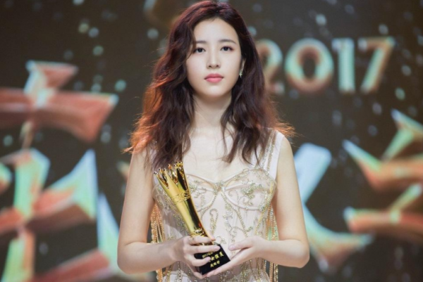 別人變胖是毀容，周雨彤胖20斤後的顏值，網友：韓娛純欲天花板？