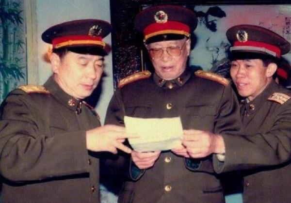 88年我軍重啟軍銜制，首批授予17位上將，1955年各是什麼軍銜？