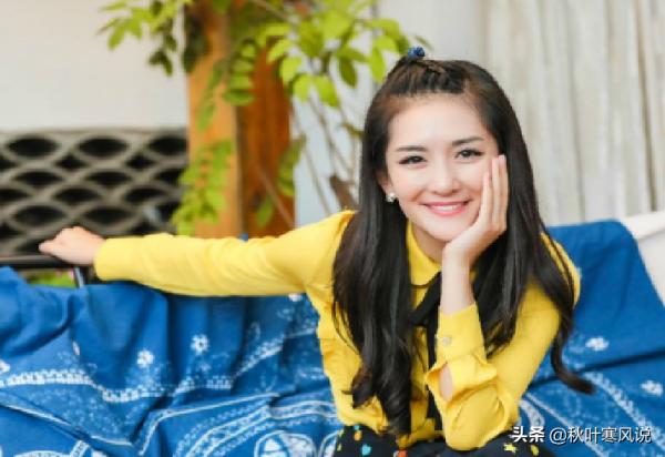 張傑與謝娜結婚十週年,曬合照秀恩愛,引得單身狗羨慕不已 張傑與謝娜結婚十週年,曬合照秀恩愛,引得單身狗羨慕不已