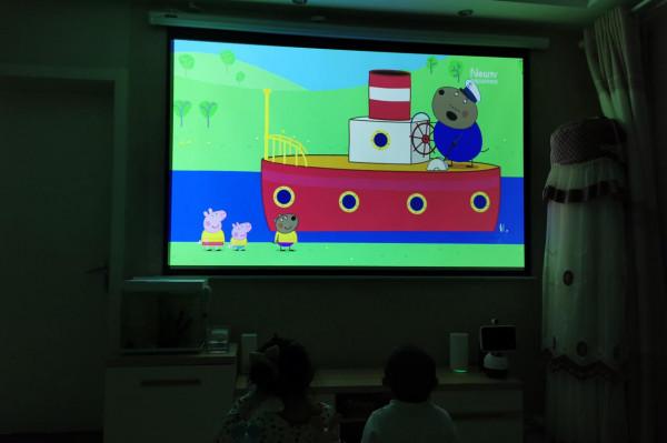 媲美鐳射電視的慧示J1 Pro投影,4K解析度3000ANSI流明 媲美鐳射電視的慧示J1 Pro投影,4K解析度3000ANSI流明