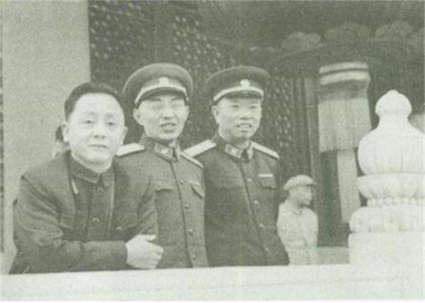 著名的386旅“三子”,都是哪些將軍,後來被授予什麼軍銜? 著名的386旅“三子”,都是哪些將軍,後來被授予什麼軍銜?