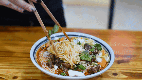 李子柒“隱居”地公開，這座比成都還安逸的城市，究竟是什麼地方