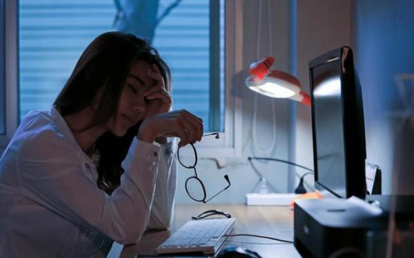 為何“免疫力低”的人越來越多？建議：少做7件事，高效對抗病毒