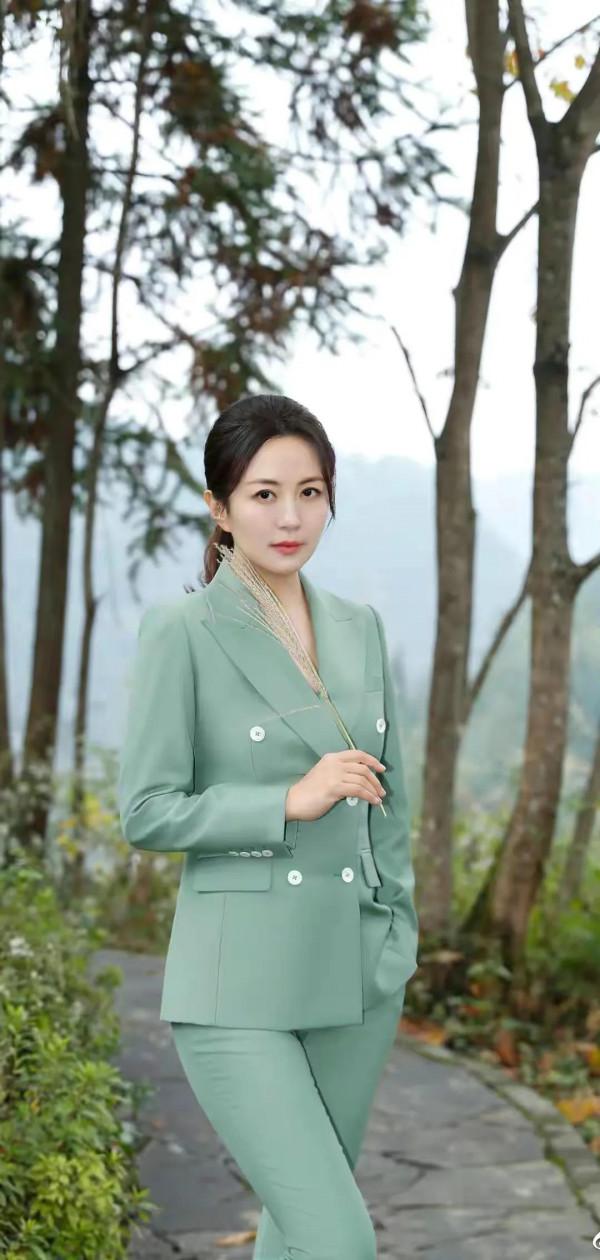 楊童舒高畫質寫真照來了