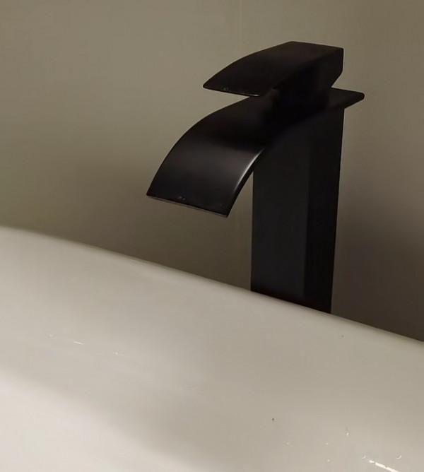 聽我一句勸，裝修不要搞特立獨行那一套，要不翻車翻到不想要