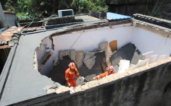 曾經風靡全國的預製板,為何現在不讓用了?4大缺點,農民不敢用 曾經風靡全國的預製板,為何現在不讓用了?4大缺點,農民不敢用