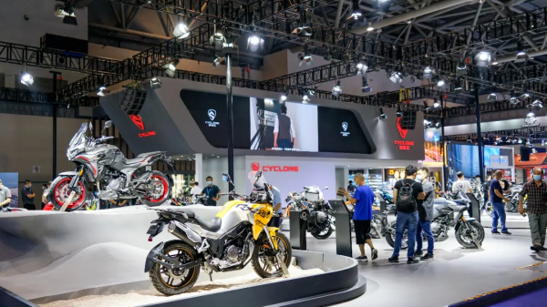 前衛科幻的公升級運動巡航RA9、RX850、RE5等賽科龍摩博會下餃子 前衛科幻的公升級運動巡航RA9、RX850、RE5等賽科龍摩博會下餃子