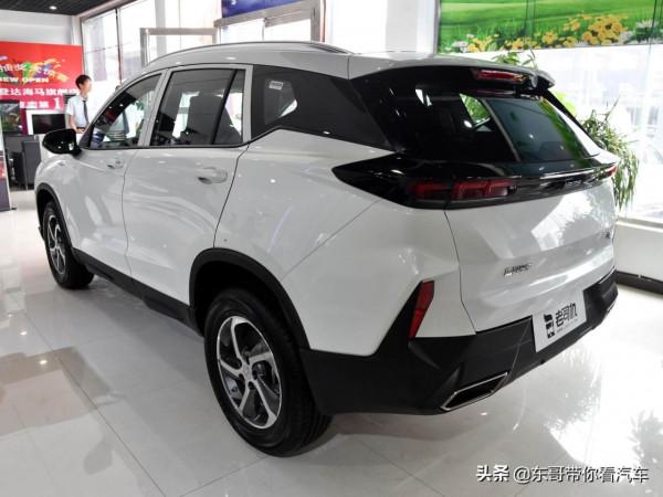 高品質低價格，實惠大空間的高配置SUV，實拍海馬8S