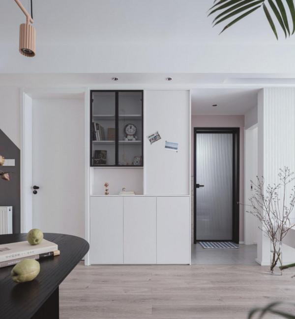 難怪越來越多人不要茶几，看了她80㎡新家，氛圍真讓人羨慕