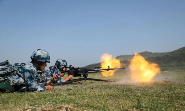 老兵不死！中國81式步槍魔改精確射手步槍，或在日後大放異彩？