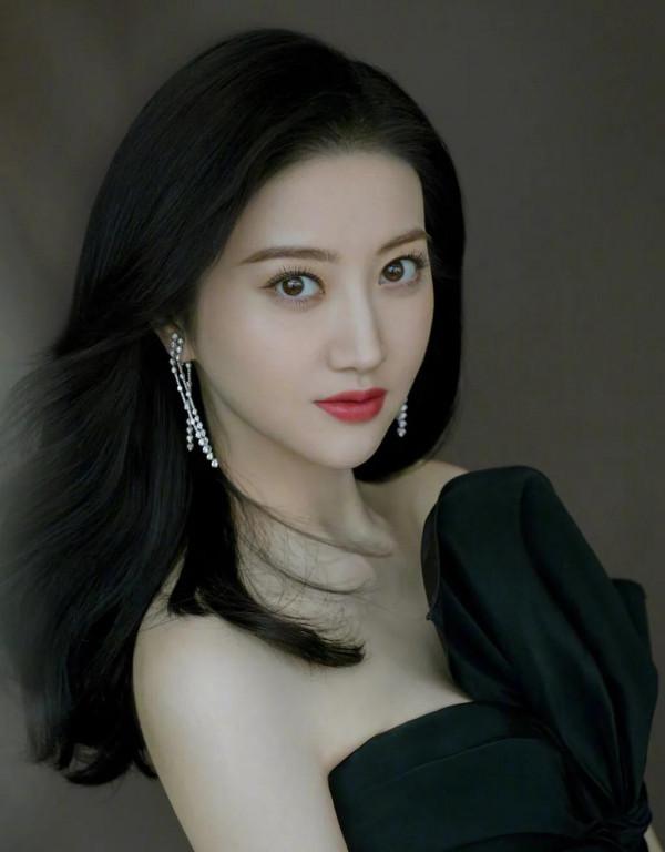 “狐狸眼”有多美?這8位女星的眼睛告訴你,什麼叫媚骨天成 “狐狸眼”有多美?這8位女星的眼睛告訴你,什麼叫媚骨天成