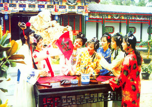 《紅樓夢》裡的暗戀:有的成了一生的光,有的成了生活中的刺 《紅樓夢》裡的暗戀:有的成了一生的光,有的成了生活中的刺