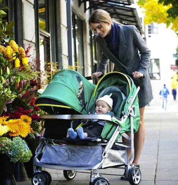 寶媽帶娃散步利器嬰兒車應該怎麼挑選?看完這些你就懂了 寶媽帶娃散步利器嬰兒車應該怎麼挑選?看完這些你就懂了
