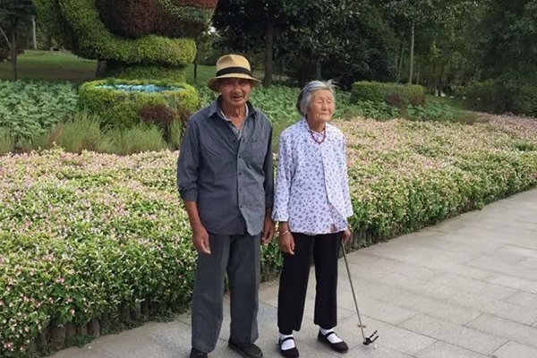 為什麼有些老人剛過70歲，沒幾年就去世了？人過70，該如何延壽？