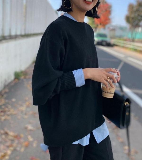 入秋一定要穿得毛衣搭配，原來穿對了這麼美，照著穿就對了