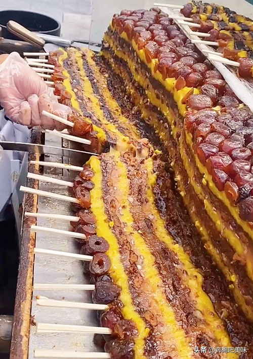 這種“小分量”切糕,3口就吃完,為何天越冷吃的人越多? 這種“小分量”切糕,3口就吃完,為何天越冷吃的人越多?