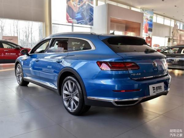 大眾CC：年輕一族的&OpenCurlyDoubleQuote;菜&rdquo;，無框車門&plus;2&period;0T