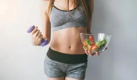 腹部是脂肪堆積的地方，最想瘦的應該是腹部吧，可以試一下這個