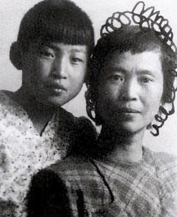 46年朱仲麗飛往蘇聯,得知賀子珍被關進瘋人院:一定要把她接回去 46年朱仲麗飛往蘇聯,得知賀子珍被關進瘋人院:一定要把她接回去