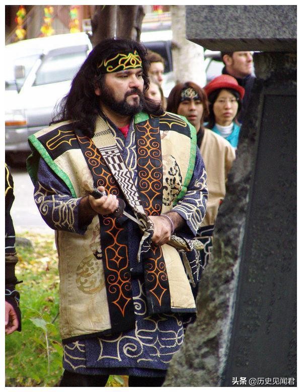日本第二大島曾是中國屬國,土著居民蝦夷人,遭迫害瀕臨滅絕 日本第二大島曾是中國屬國,土著居民蝦夷人,遭迫害瀕臨滅絕