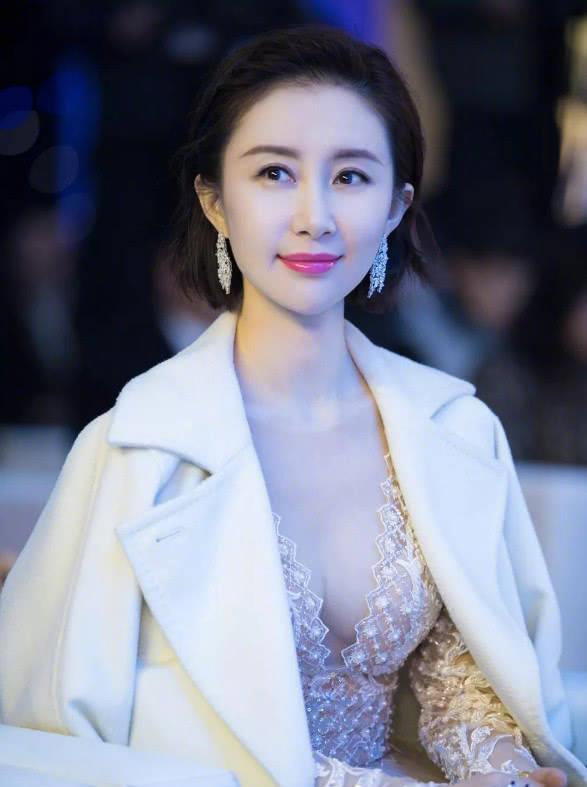 整容失敗?有些女明星的鼻子,真的可以用來呼吸嗎? 整容失敗?有些女明星的鼻子,真的可以用來呼吸嗎?