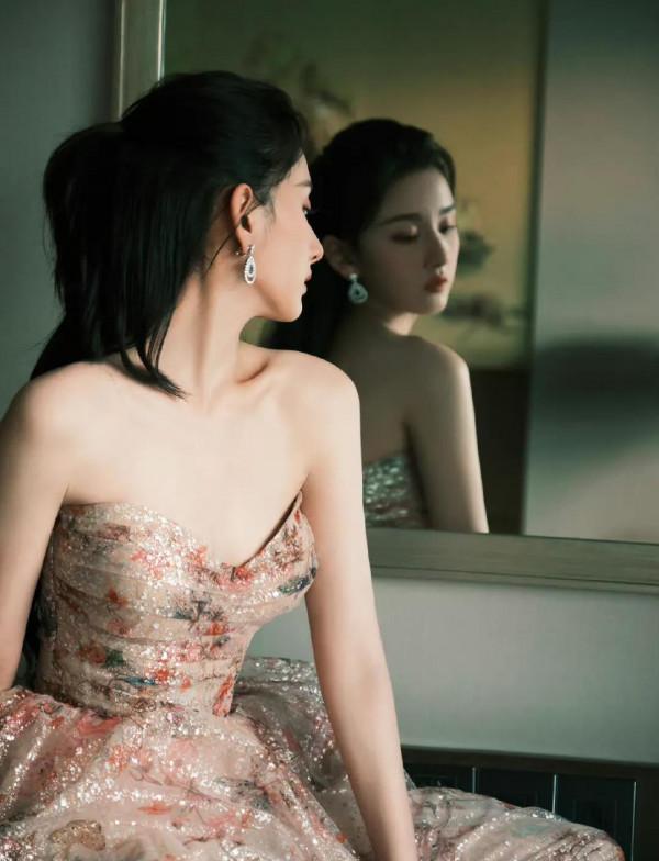 沒有“長殘”的童星宋祖兒，青春靚麗已經初步具備女神氣質了