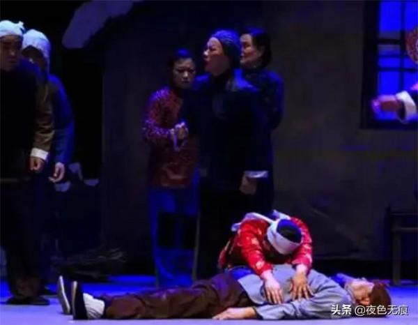 楊白勞欠債不還，犯錯在先，為何最後揹負罵名的卻是黃世仁？