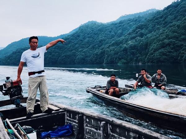 2009年老闆投入6000萬尾魚苗，魚集體失蹤，4年後靠魚年收3000萬